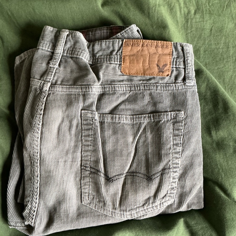 American Eagle Outfitters Men's Corduroy Jeans in Gray